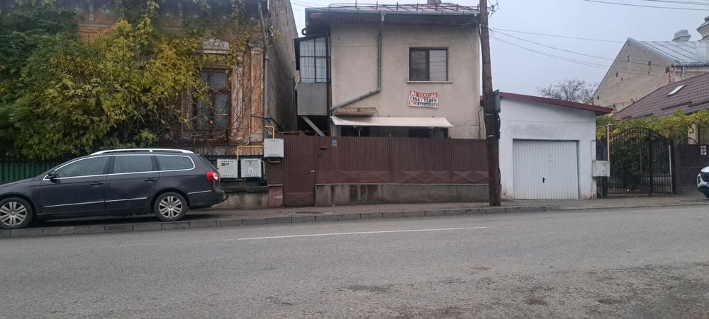 Închiriez casa zona centrala