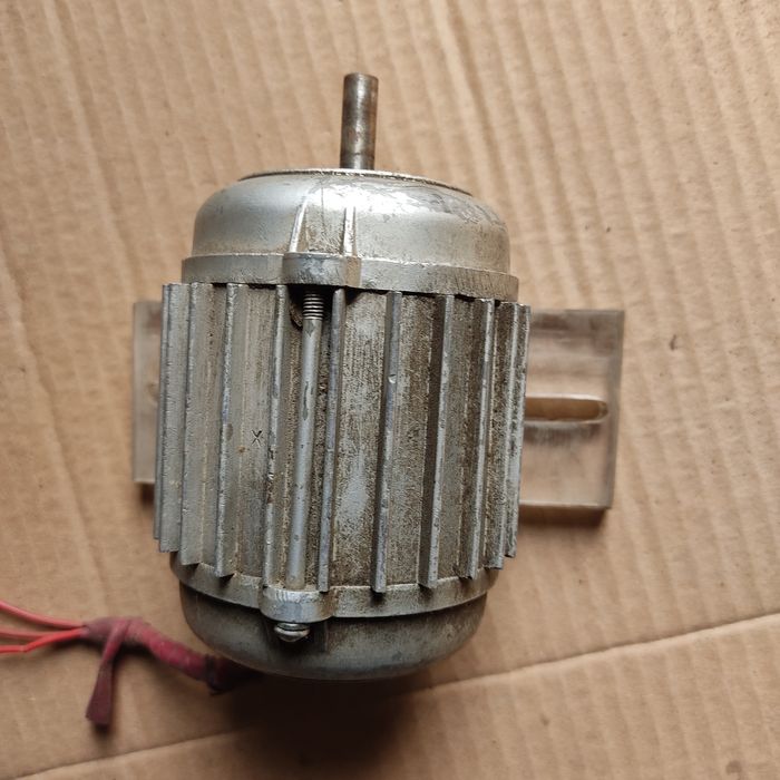 Продам электродвигатель, трансформатор.