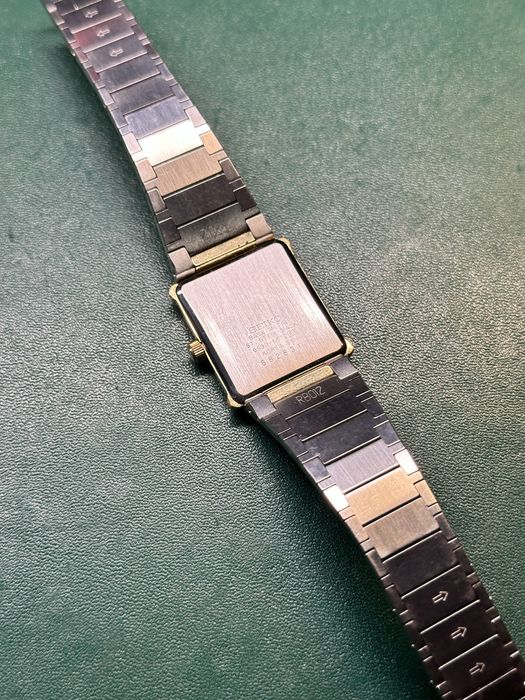 Часы SEIKO dolce quartz