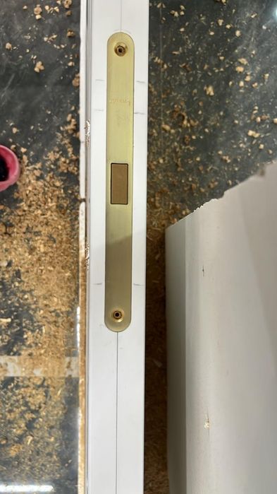 Установка дверей