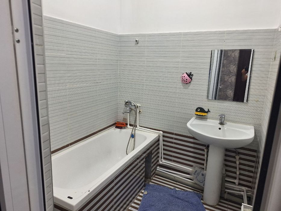 Сдаётся светлая 2-комнатная квартира