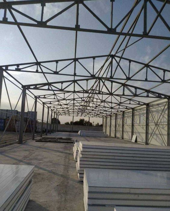 Сэндвич-панели с базальтом, минеральной ватой и стекловолокном.