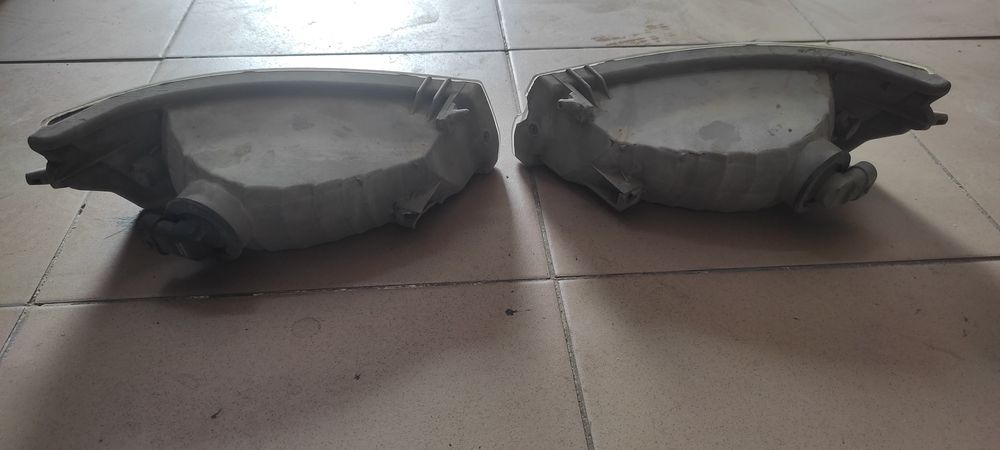 Продам туманик на ипсум 2004 год