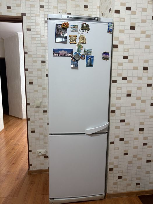 Холодильник в хорошем состояний