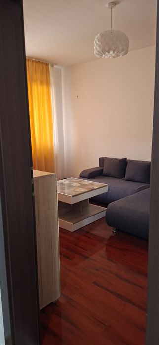 Apartament 2 cam de inchiriat