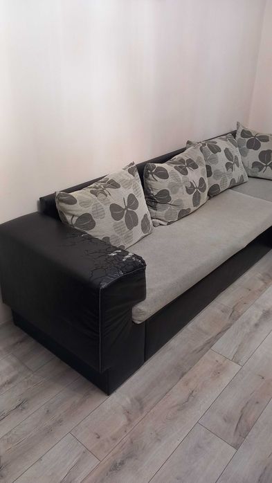 Диван втора употреба ! Правен по поръчка 280 /195