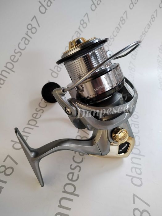 Mulineta SAIMINO YT7000 Long Cast pentru crap Capacitate: 0,25mm/400m