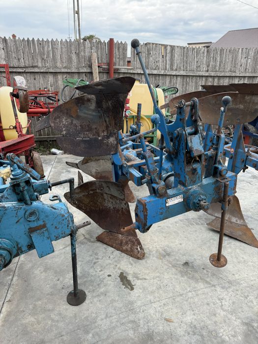 Plug/pluguri doua brazde,2 cormane reversibil automat