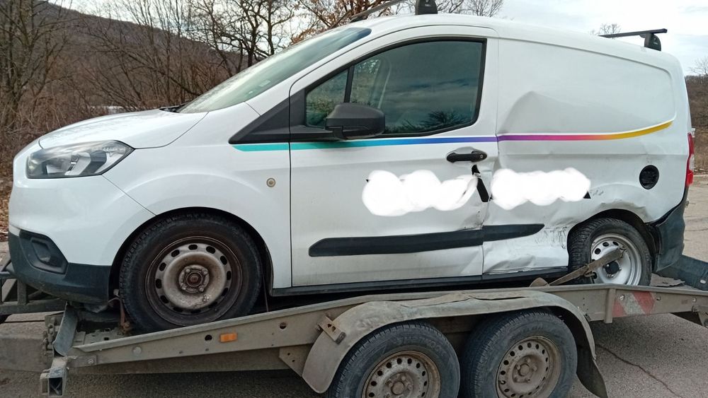 Ford focus si tranzit courier dezmembrez