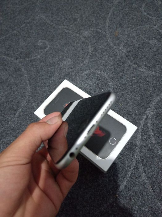 IPhone 6 s 64 g. B