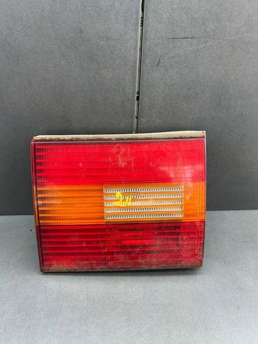 Lampa / Tripla stop stanga pe hayon 3A9945107 Volkswagen VW Passat