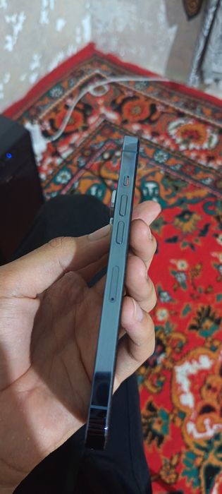 Iphone 13 pro sotiladi narxini kelishamiz 13 pro