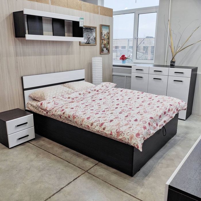 Спальная мебель (полный комплект).