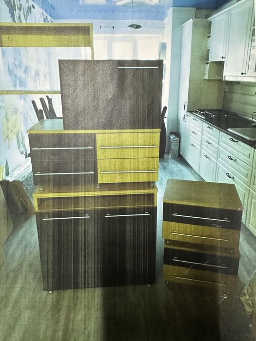 De vânzare masă cu 6 scaune