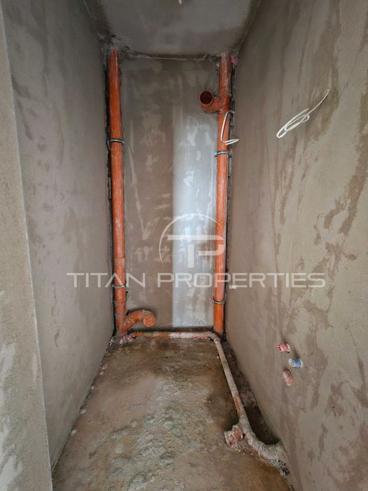 Продава се Тристаен апартамент в Пловдив, Остромила - 115 кв.м за 1301 €/кв.м - Снимка #7