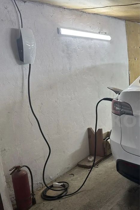 Tesla Wall Connector (NACS)