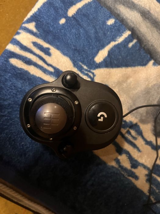 Vand logitech g29 perf stare de functionare.