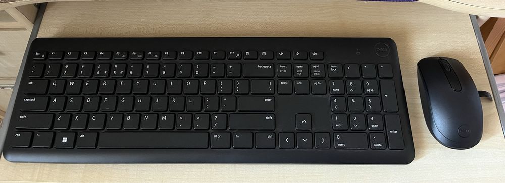 Комплект мишка и клавиатура Dell - KM3322W, безжичен, черен