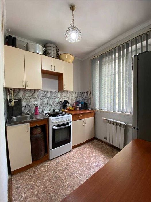 Продаётся 2х по Абая, район Зорьки