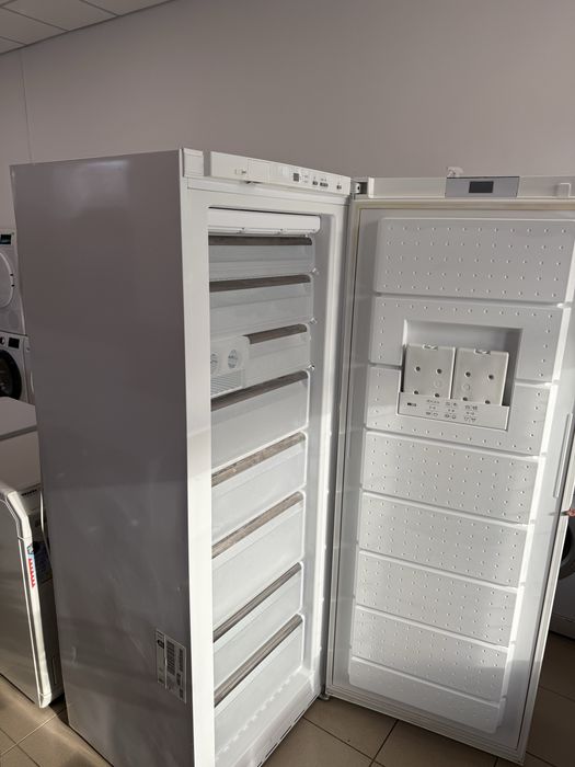 Congelator vertical Siemens GS40NA31 – 333 L – Made in Germany