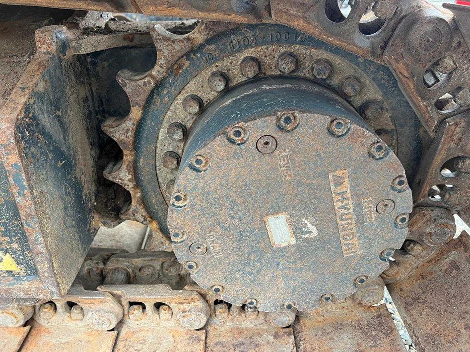 Багер Hyundai HX130 LCR – 13 T, 75 Hp, 2 чаши + Видео