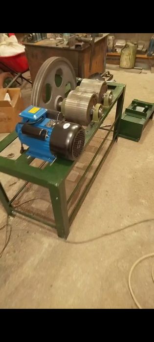 Дробилка измельчитель универсальный