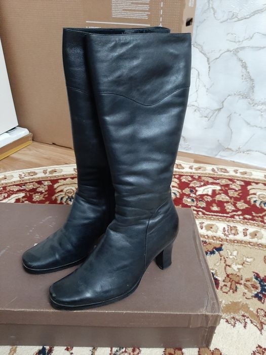 Продам  зимние сапоги