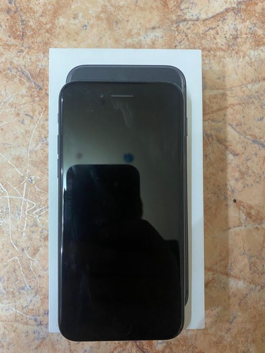 Айфон се 2020 75 АКБ