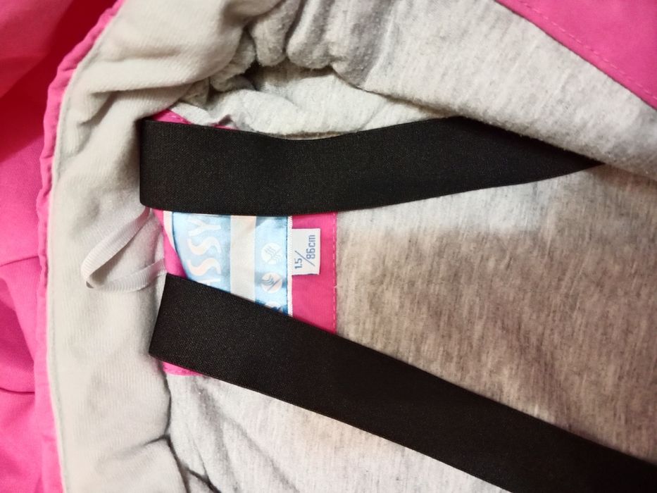 Продам комбинезон осень весна