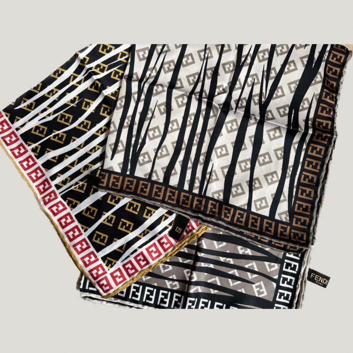 Шёлковые платки в упаковке и без