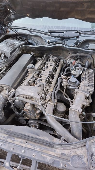 Mercedes benz w211 2.7