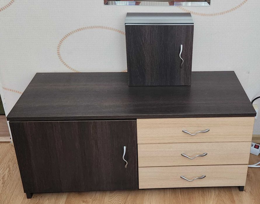 Легло и обзавеждане за стая