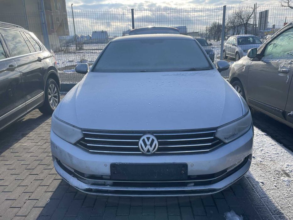 Dezmembrari dezmembrez Volkswagen Passat B8 1.6 TDI cod motor DCX