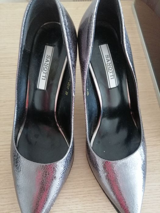 Продам шикарные туфли