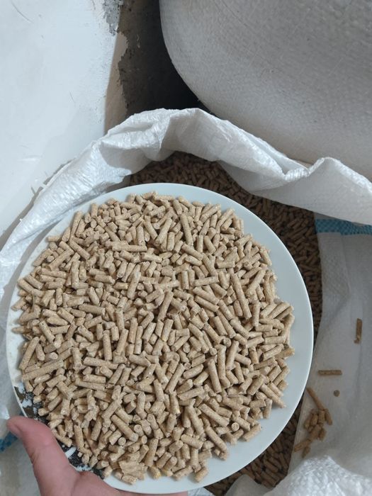 Vând concentrat granulat! Pentru pui de carne!