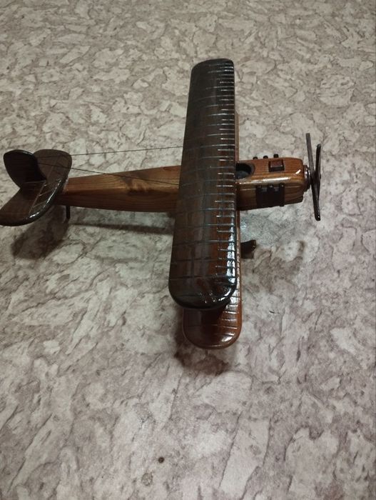Деревянная модель самолета (Биплан)