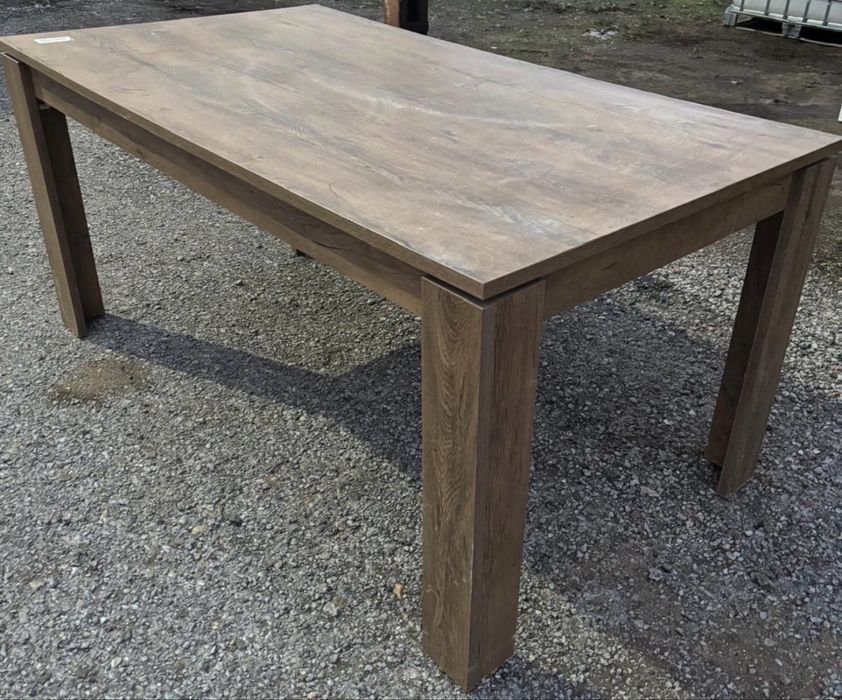 Масивна дървена трапезна маса 160×90 см