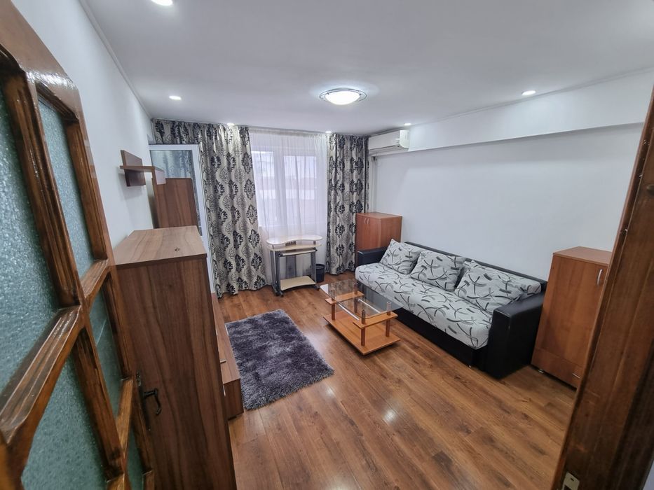 Inchiriez apartament doua camere zona Tudor Vladimirescu