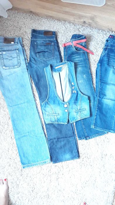 Pantaloni  blugi marimea S-M