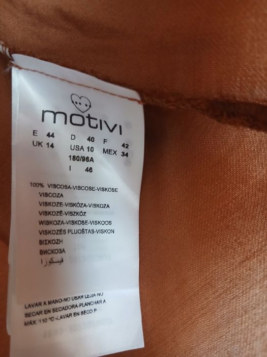 Top din vascoza Motivi nou, cu eticheta
