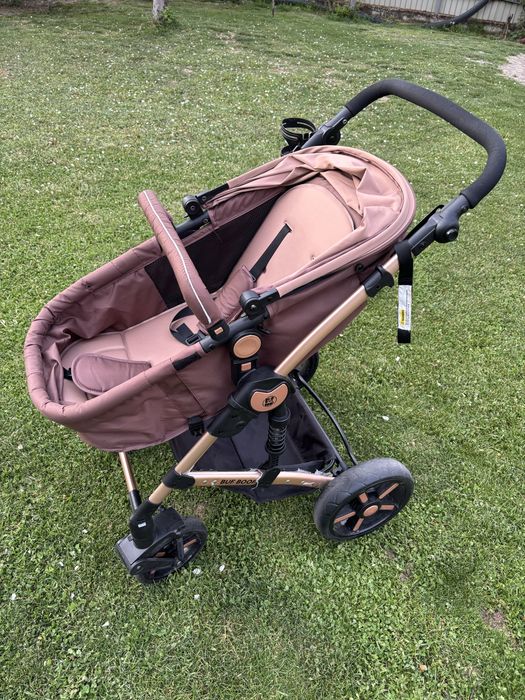 Carucior 2 in 1 pliabil cu suspensie
