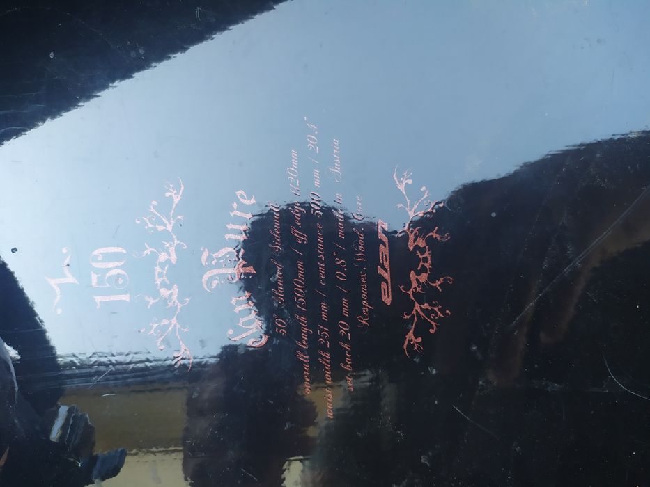 Сноуборд в хорошем состоянии