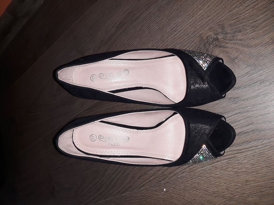 Официални обувки