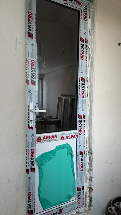 Окна двери перегародки витражи