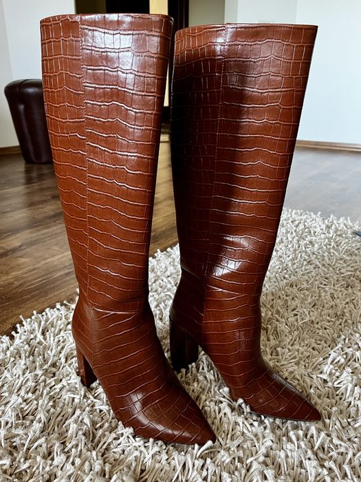 Cizme pana la genunchi