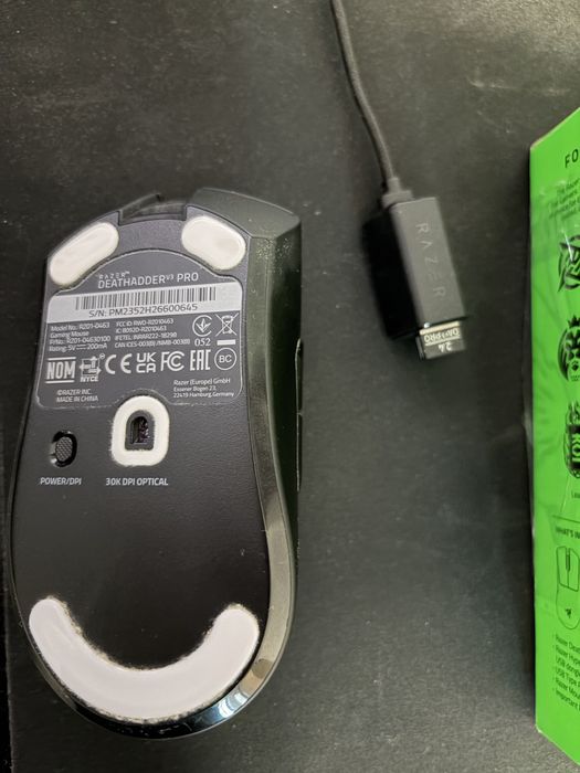 Razer deathadder v3 pro folosit