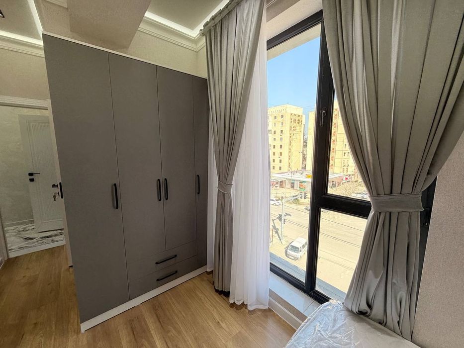 Новостройка 3х комнатная квартира Согдиана орентир Мед Колледж