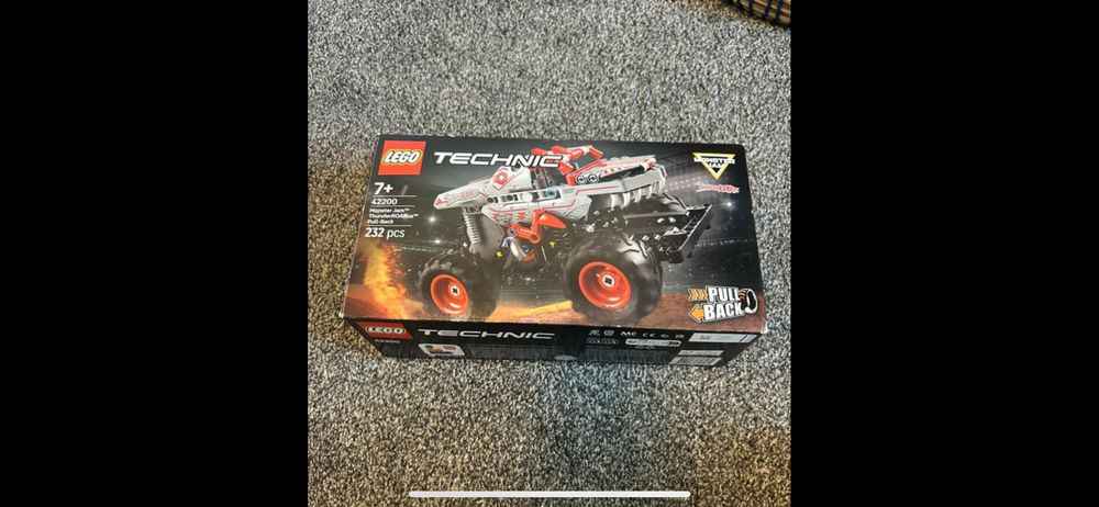 Lego technic monster  jam построени модели
