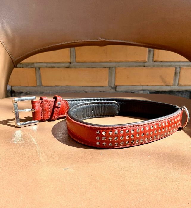 Продаю стильный кожаный ошейник