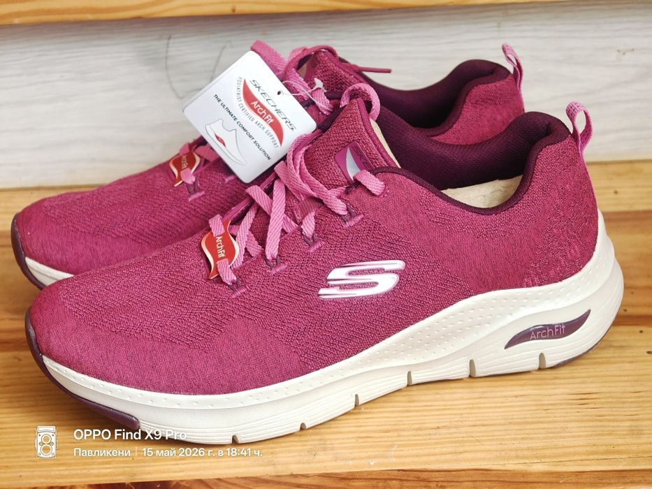 Skechers Arch Fit - Comfy Wave